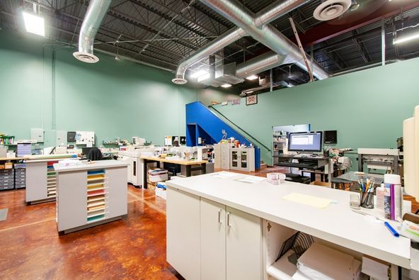 Owner User Office Warehouse: 6531 S Cottonwood St, Salt Lake City, UT 84107